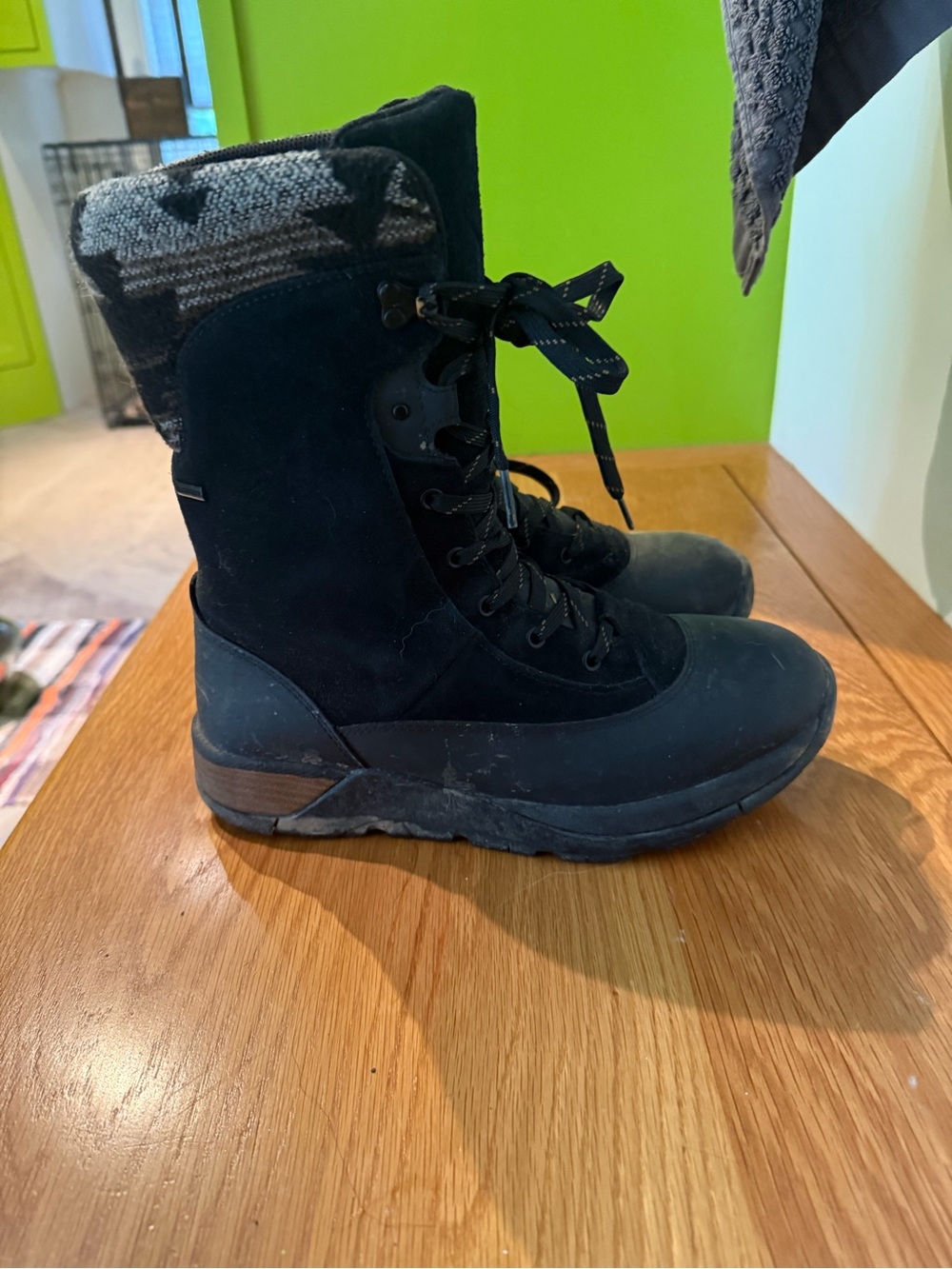Muck Black Women's Lace-Up Winter Boots trek